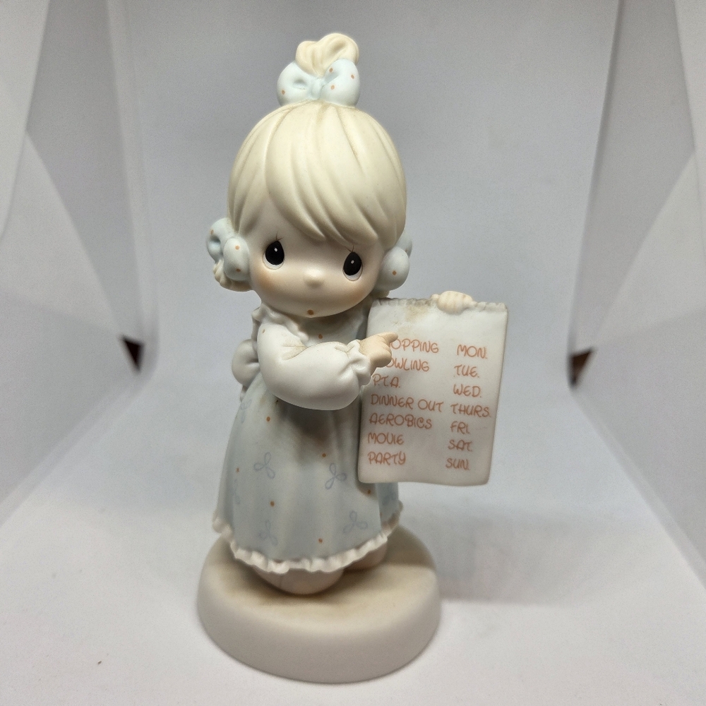 Precious Moments "Have You Any Room For Jesus" Item #261130